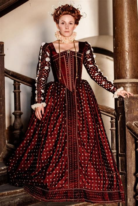 queen elizabeth i outfits